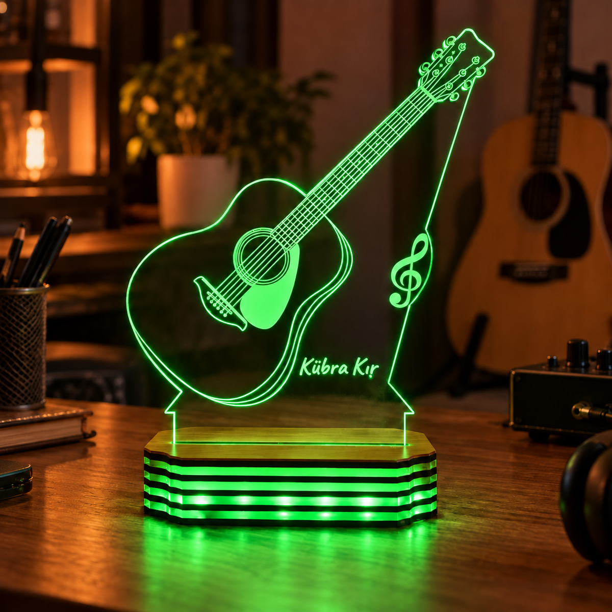 İsme Özel Gitar Tasarımlı LED Gece Lambası — Yeşil