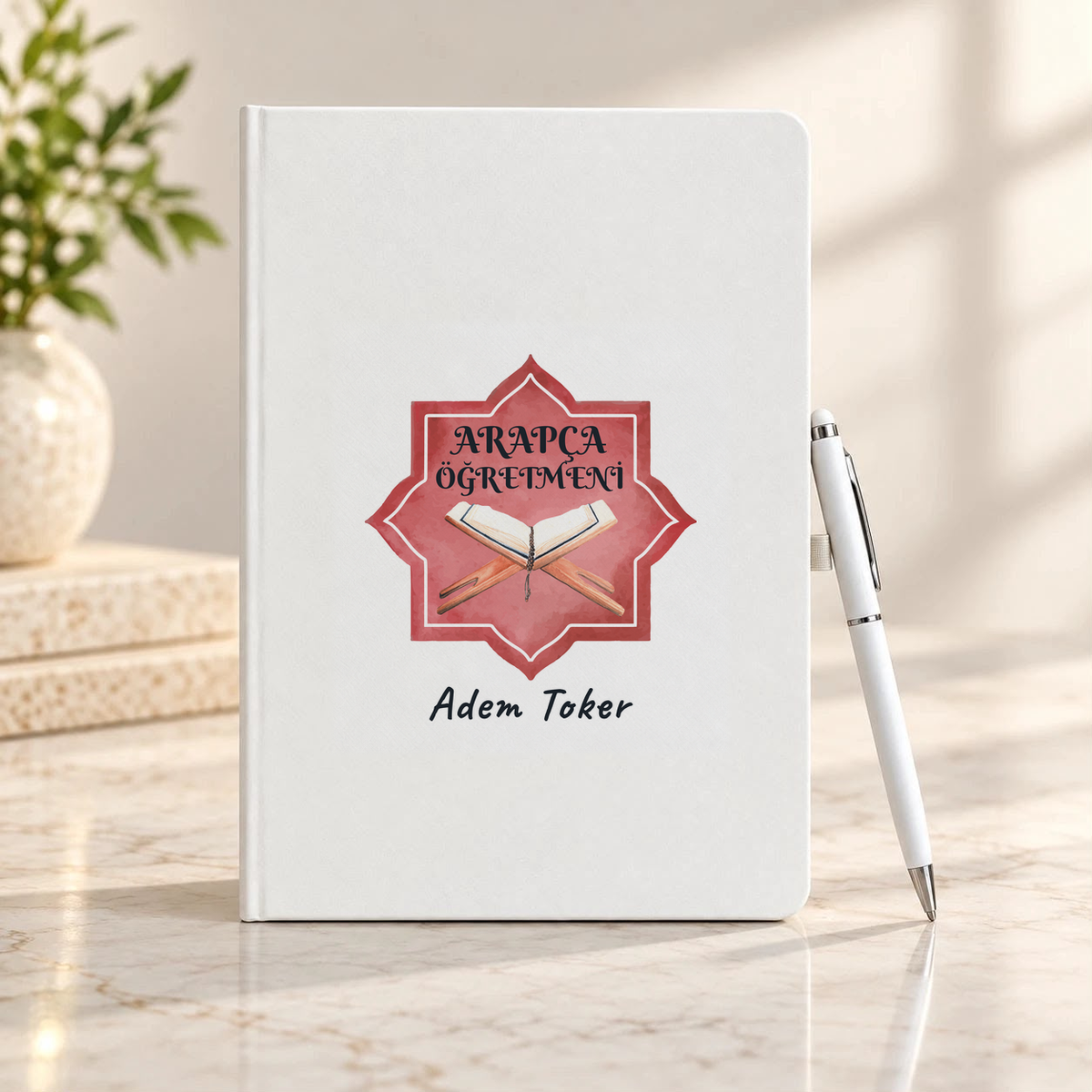 Arapça Öğretmeni isme özel Defter Kalem Seti birinci görünüm