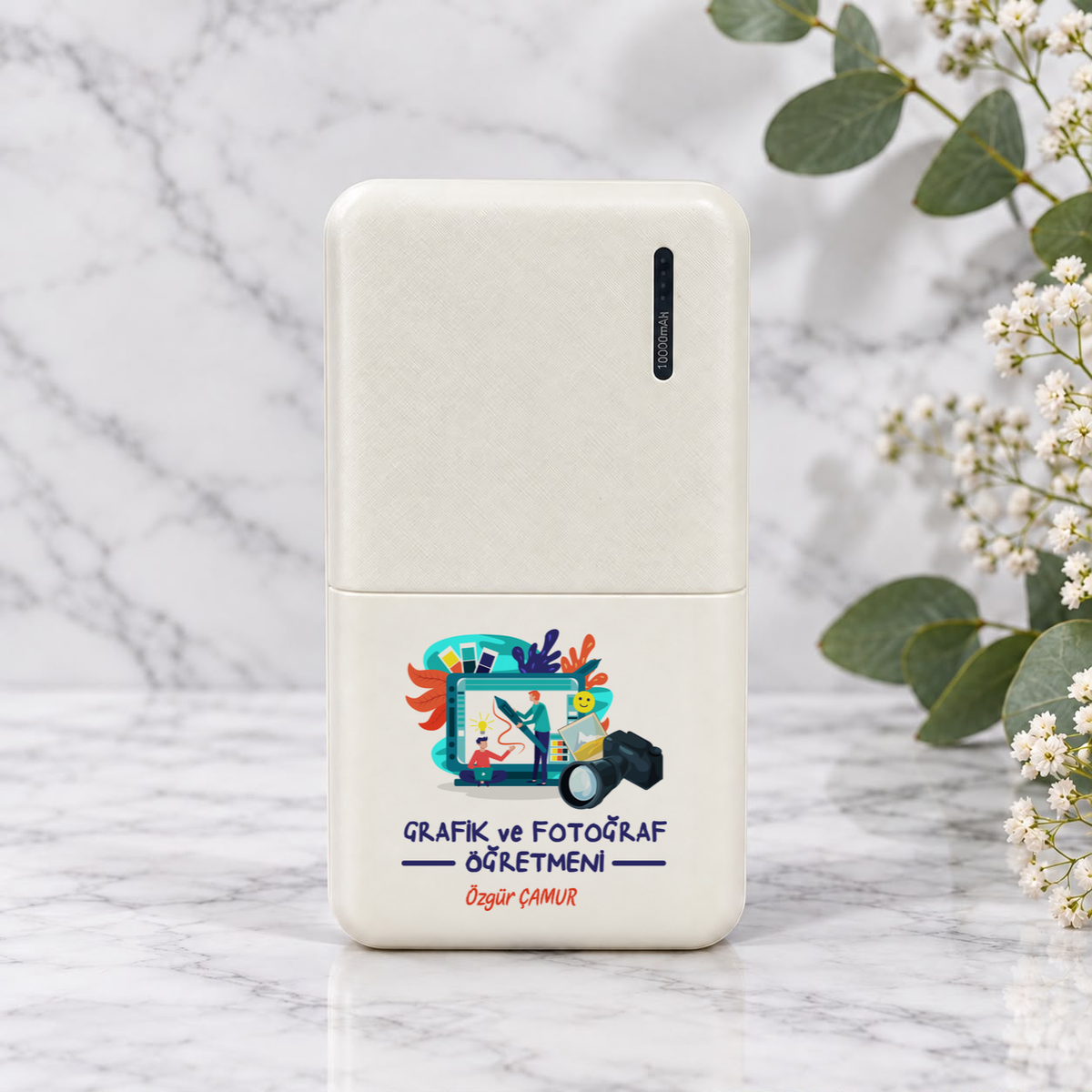 Grafik ve Fotoğraf Öğretmeni isme özel Powerbank birinci görünüm