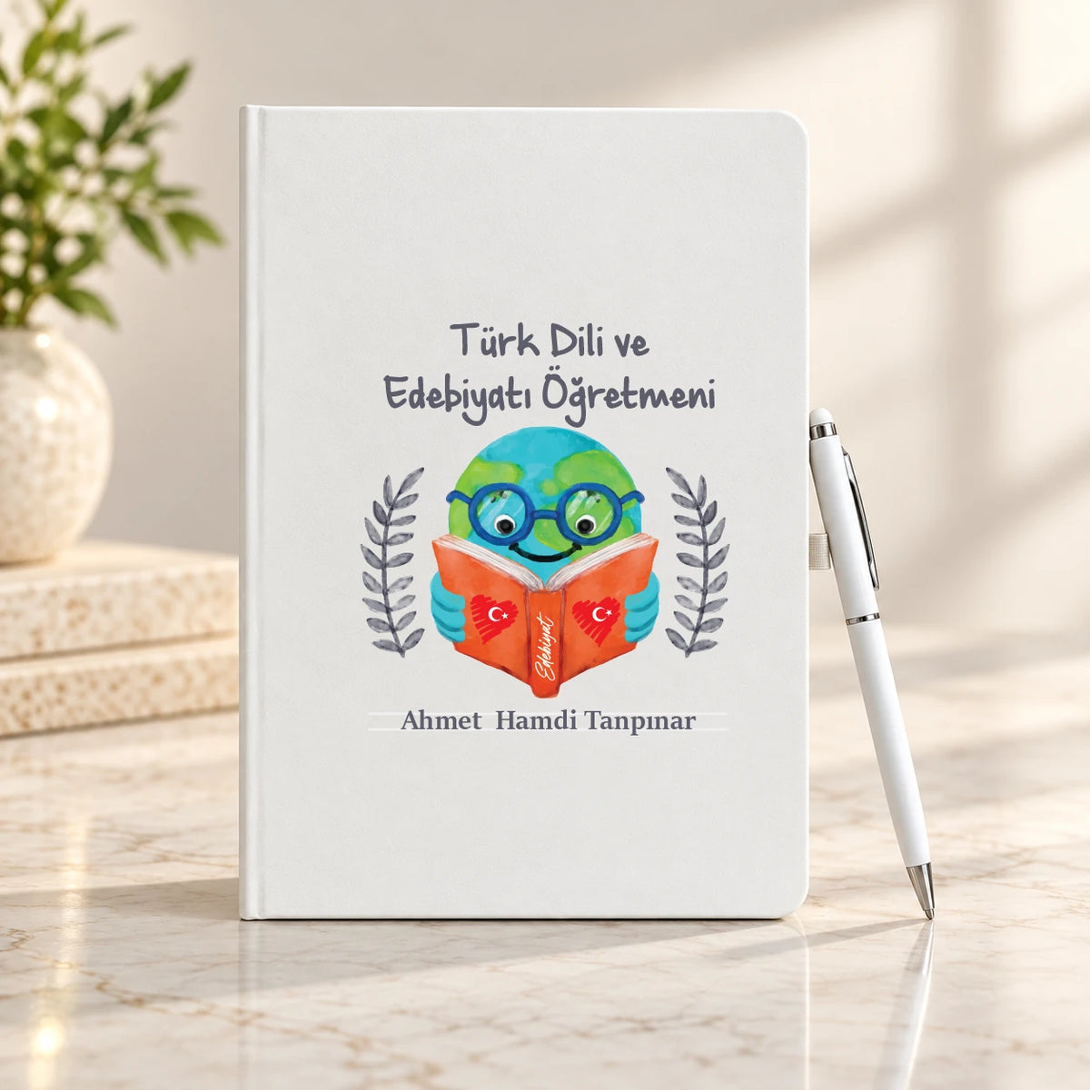 Edebiyat Öğretmeni Öğretmenler Günü Hediyesi İsim Baskılı Defter Kalem Seti