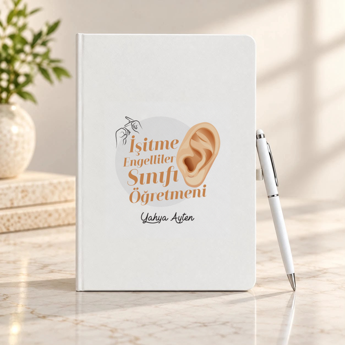 İşitme Engelliler Öğretmeni isme özel Defter Kalem Seti birinci görünüm