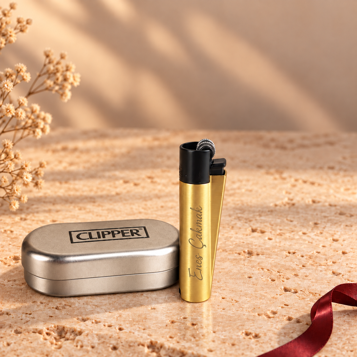 İsme özel altın metal Clipper çakmak, Enes Çakmak lazer kazıma örneği