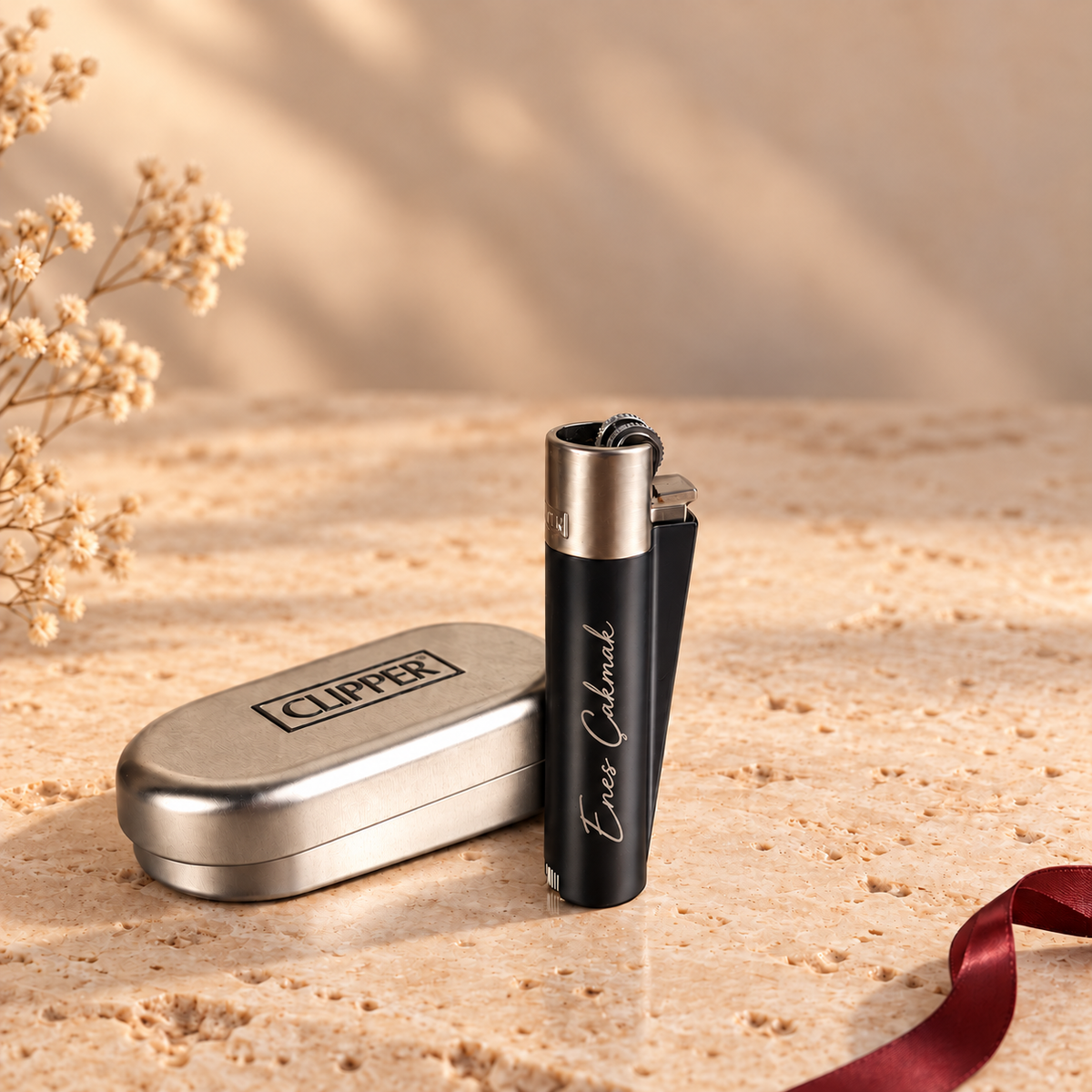 İsme özel siyah metal Clipper çakmak, Enes Çakmak lazer kazıma örneği