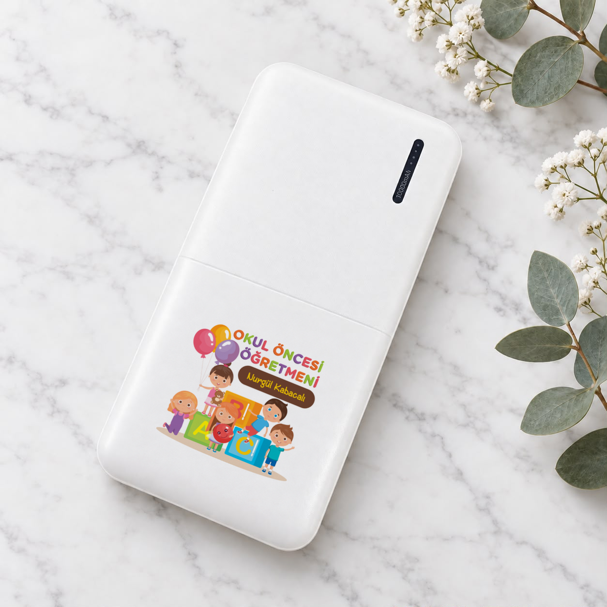 Okul Öncesi Öğretmeni isme özel Powerbank ikinci görünüm