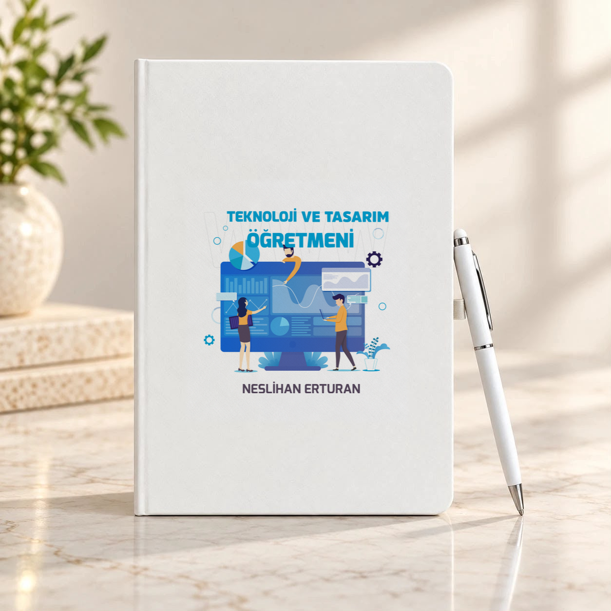 Teknoloji ve Tasarım Öğretmeni isme özel Defter Kalem Seti birinci görünüm